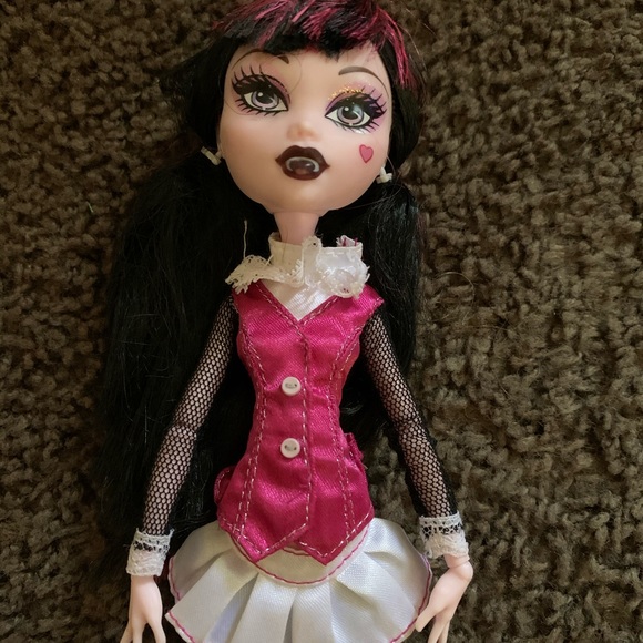 used monster high dolls